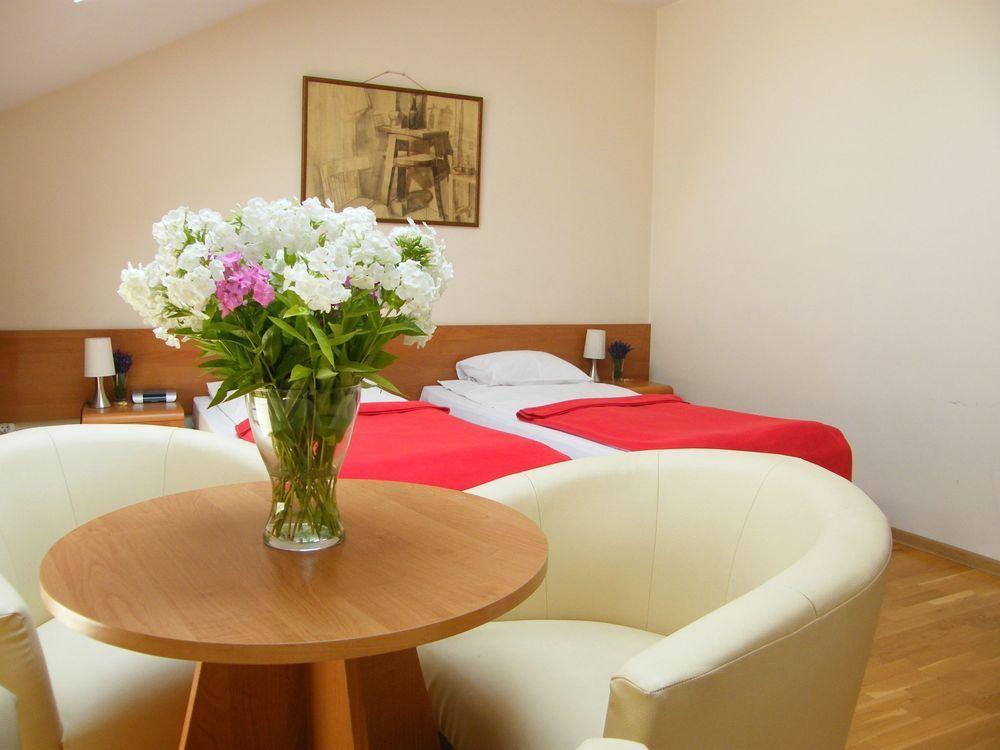 Apartamenty Kajzer Krakau Buitenkant foto