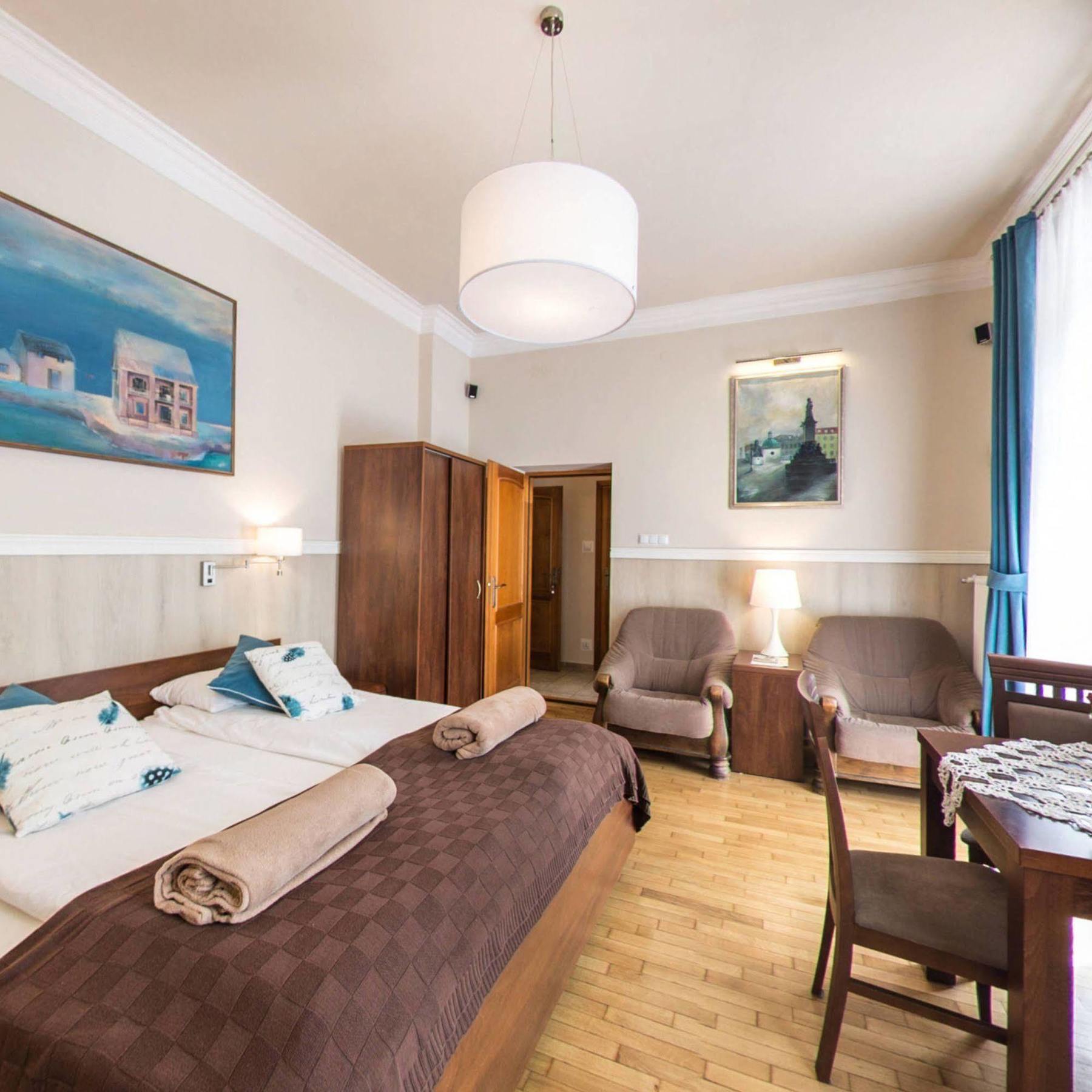 Apartamenty Kajzer Krakau Buitenkant foto