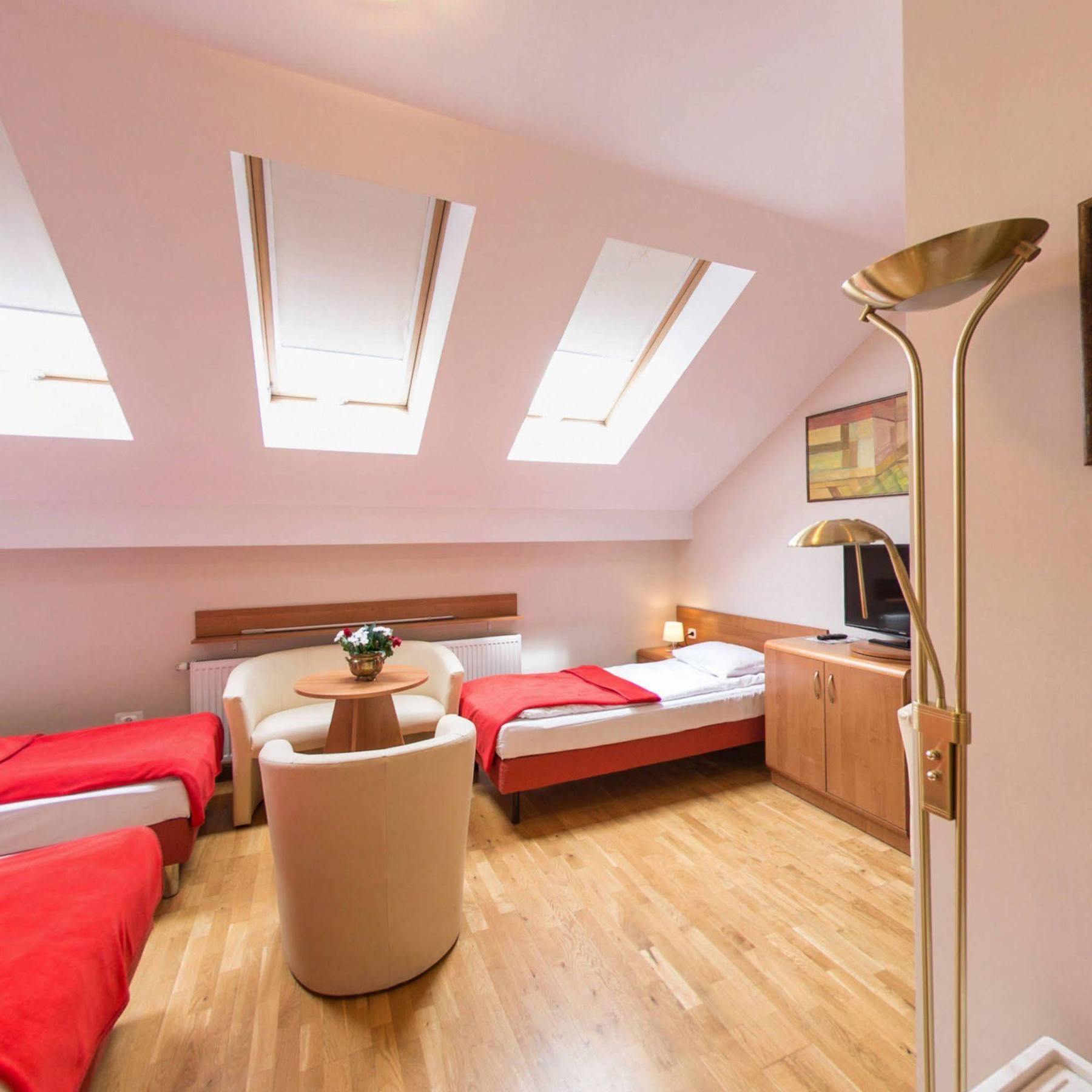 Apartamenty Kajzer Krakau Buitenkant foto