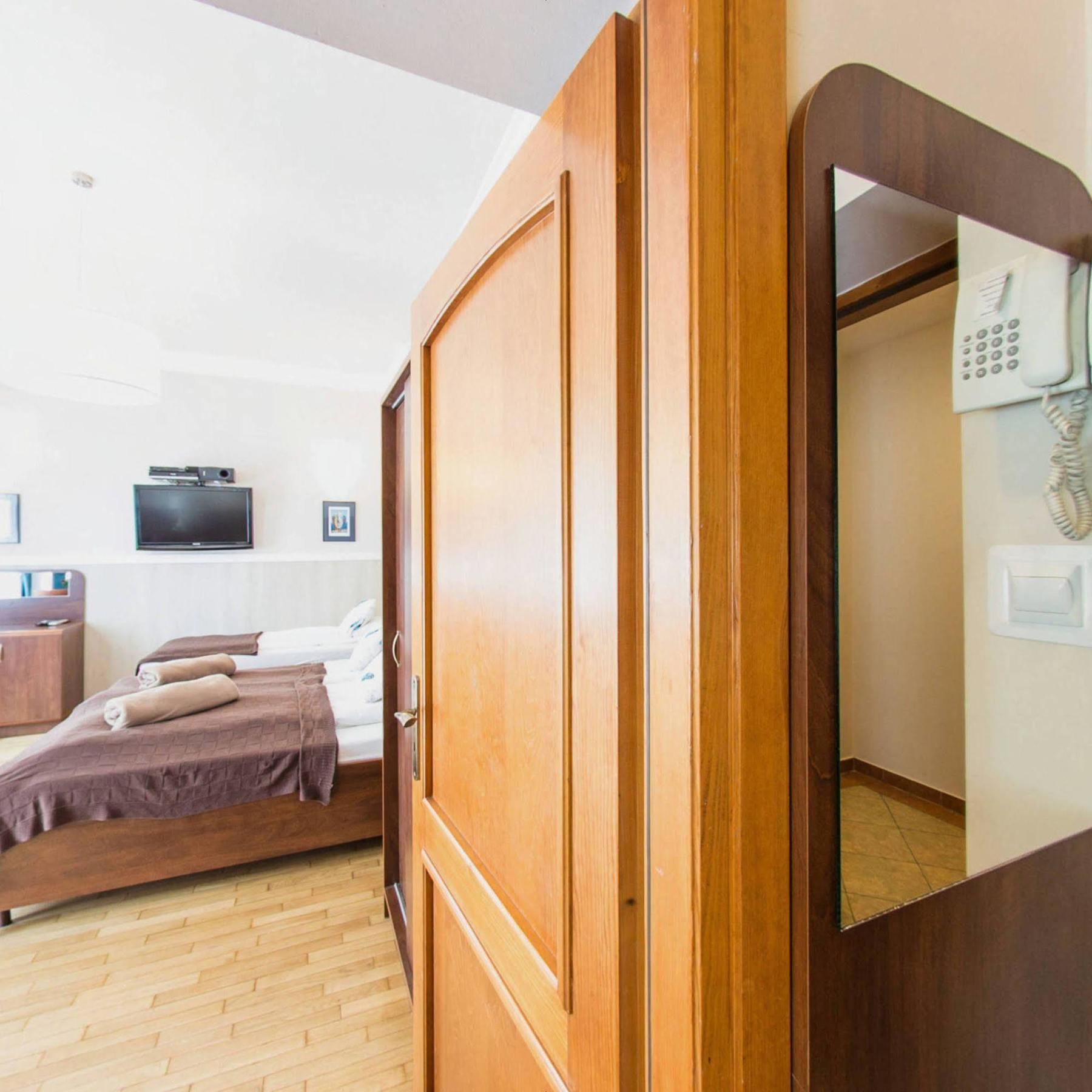 Apartamenty Kajzer Krakau Buitenkant foto