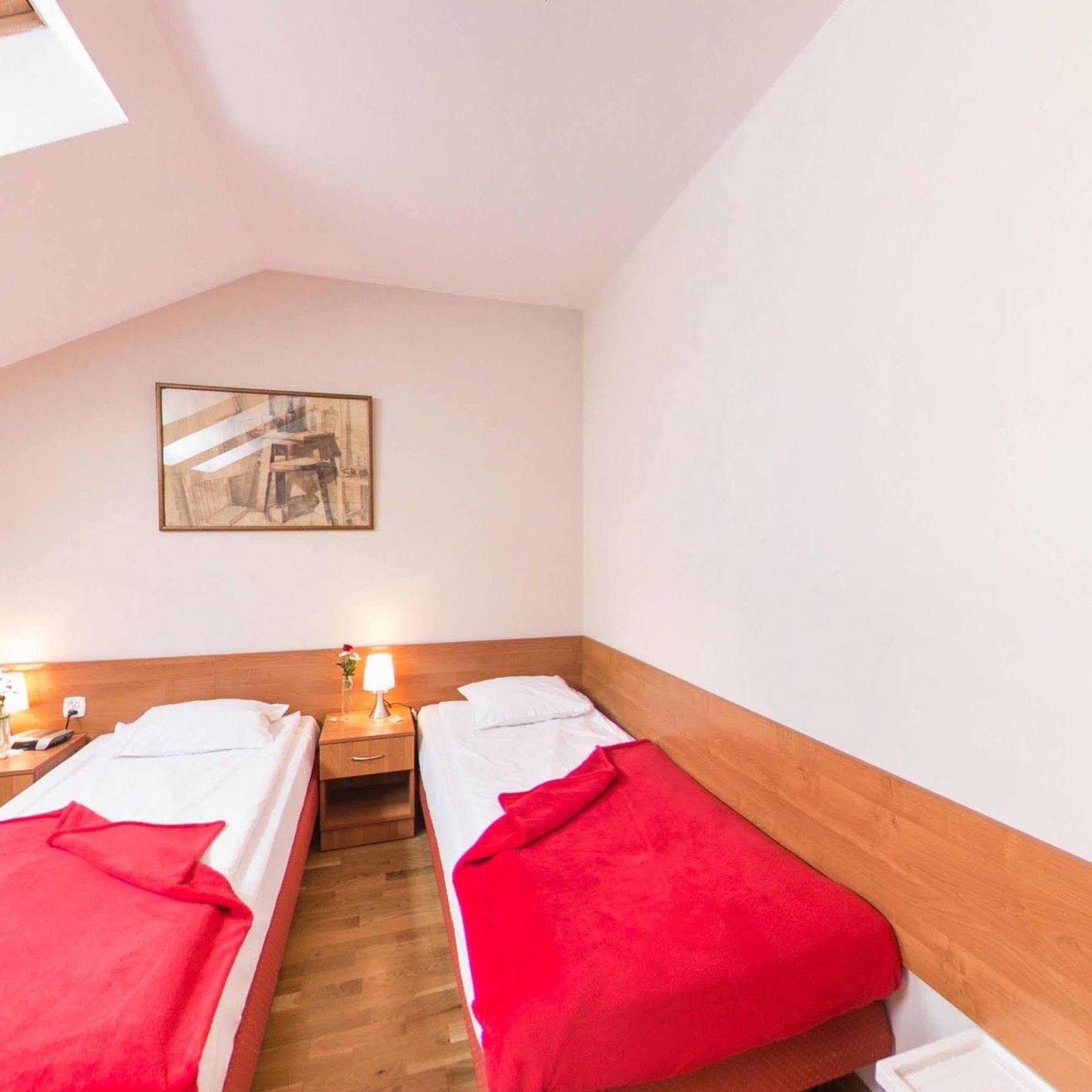 Apartamenty Kajzer Krakau Buitenkant foto