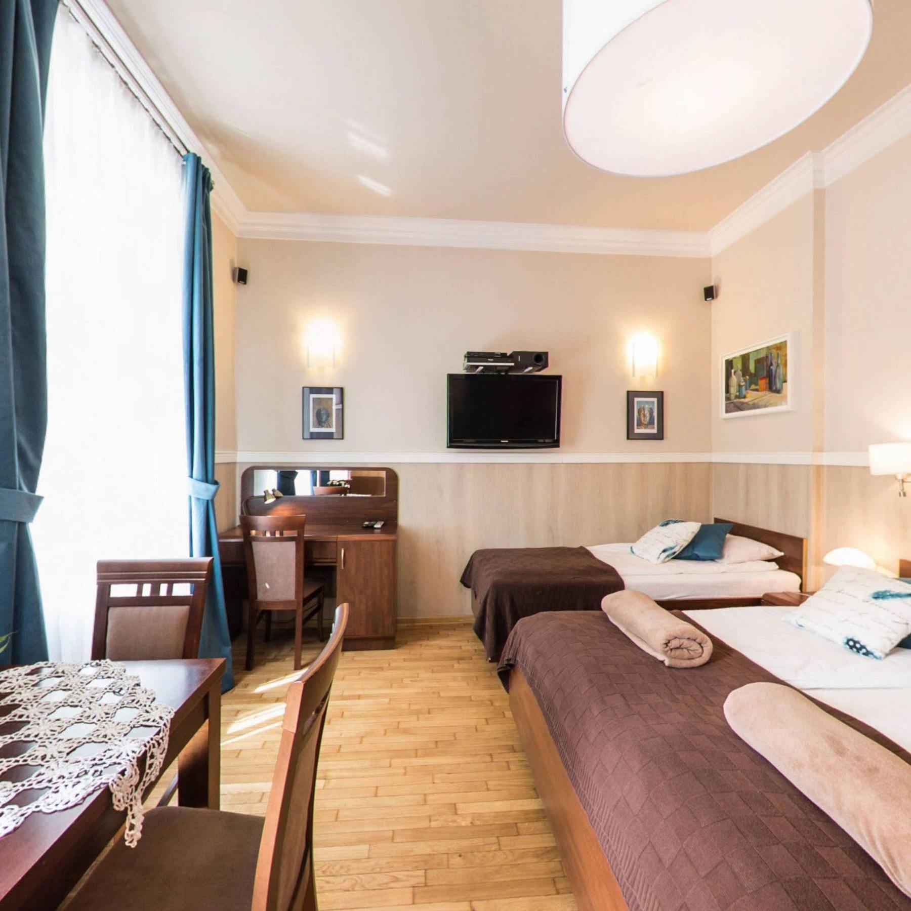 Apartamenty Kajzer Krakau Buitenkant foto
